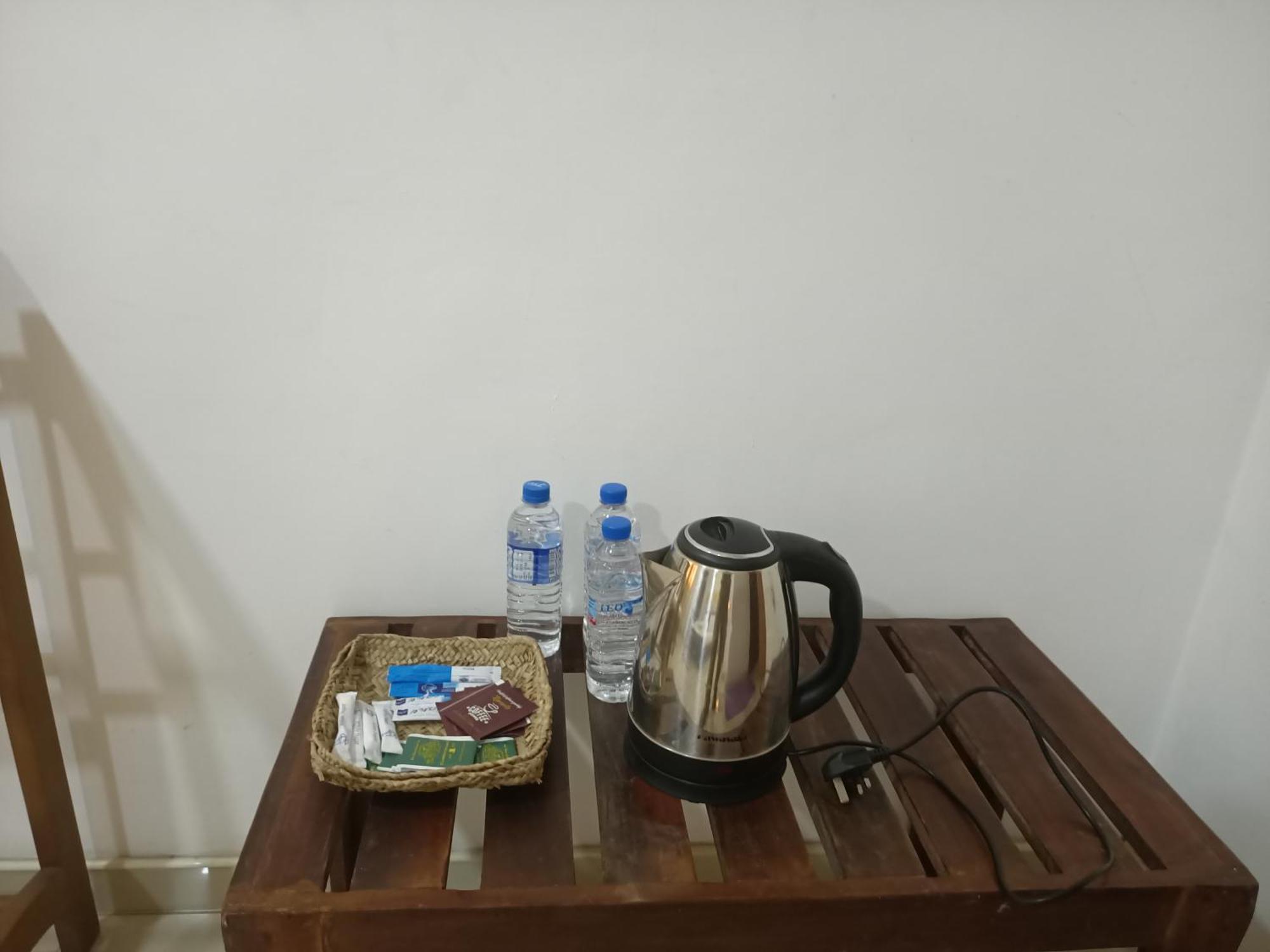 Tenshin Residance. Kandy Rum bild